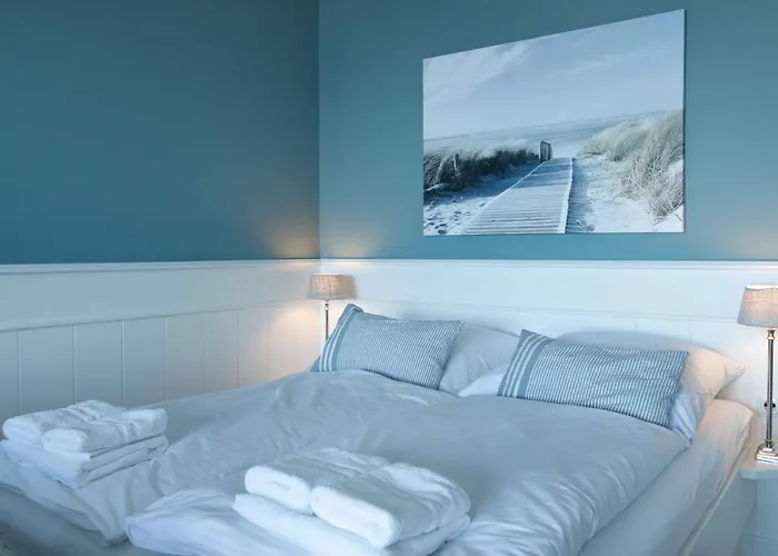 Lotsenbude Mit Traumhaftem Blick Ueber Nordsee Etage 18