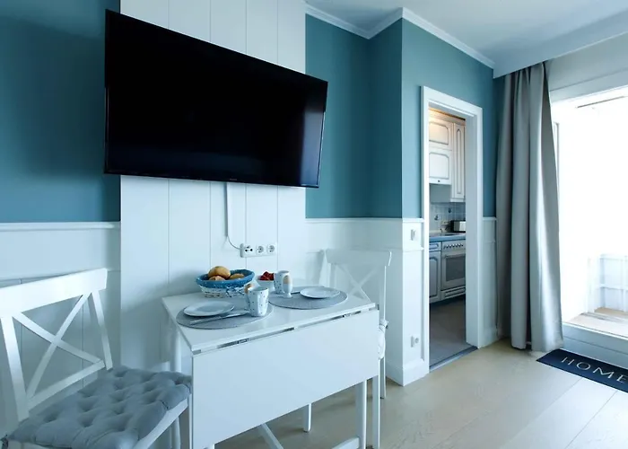Lotsenbude Mit Traumhaftem Blick Ueber Nordsee Etage 18 Apartman