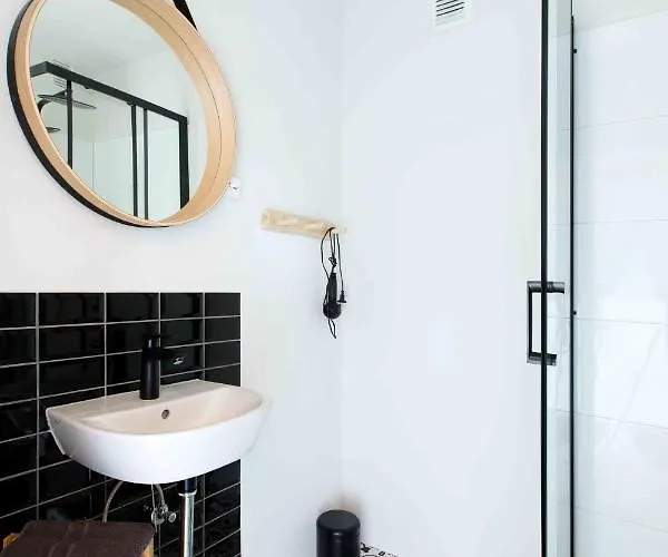 Lotsenbude Mit Traumhaftem Blick Ueber Nordsee Etage 18 * Büsum