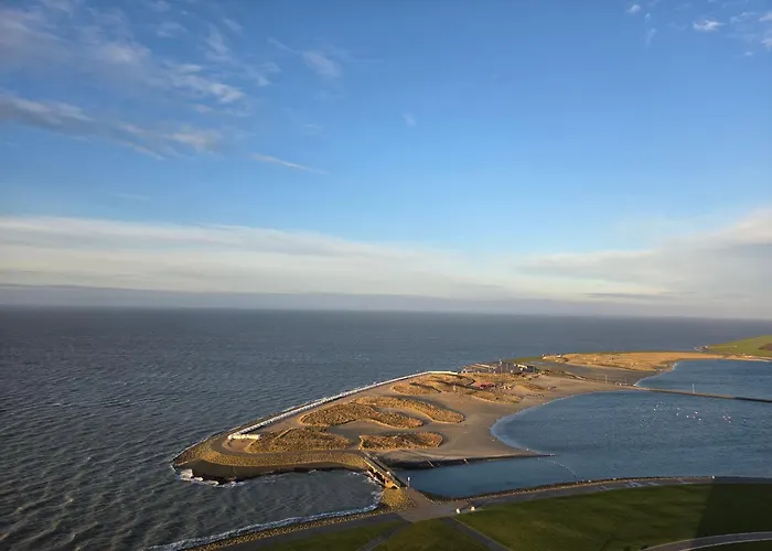 Lotsenbude Mit Traumhaftem Blick Ueber Nordsee Etage 18 * Büsum